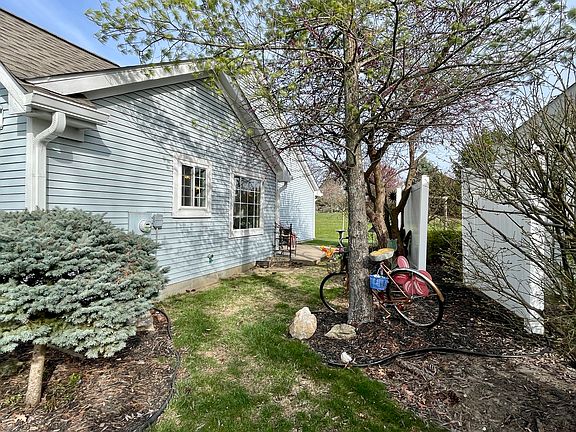2nd image of 8949 Crook Dr