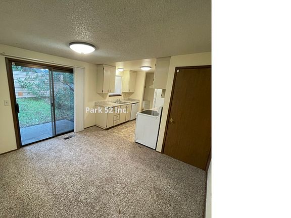 4th image of 10415 Mount Tacoma Dr SW