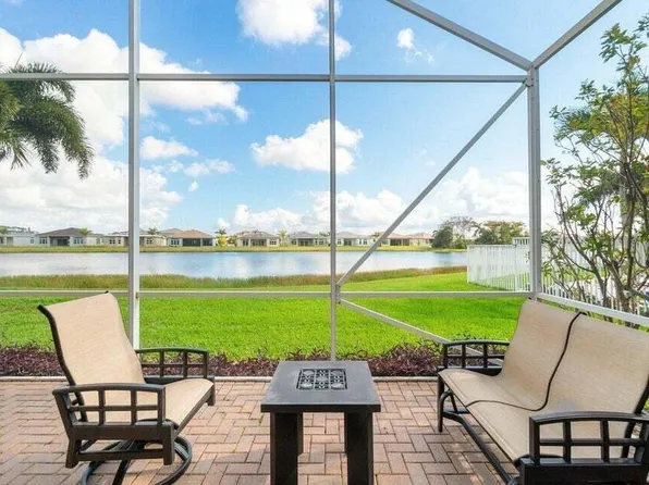 7891 Monarch Ct, Delray Beach, FL 33446