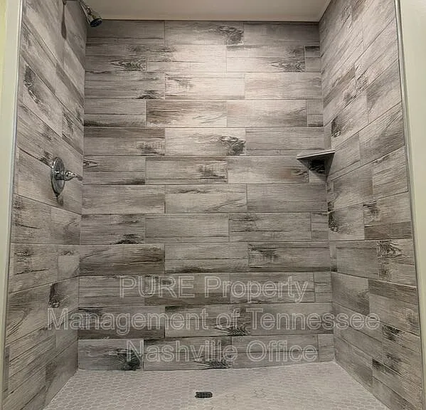 900 Crescent Hill Rd — Photo 20
