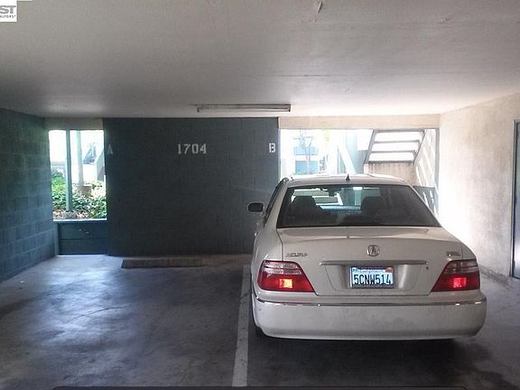 3rd image of 1704 Dalessi Dr