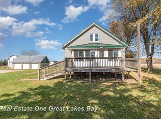 808 W Cody Estey Rd, Pinconning, MI 48650