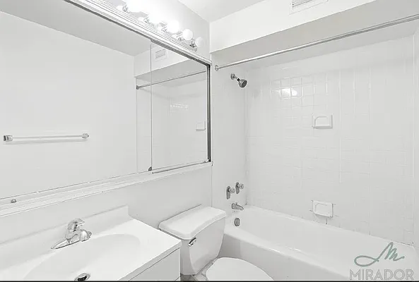 Rented by Mirador Real Estate | media 26