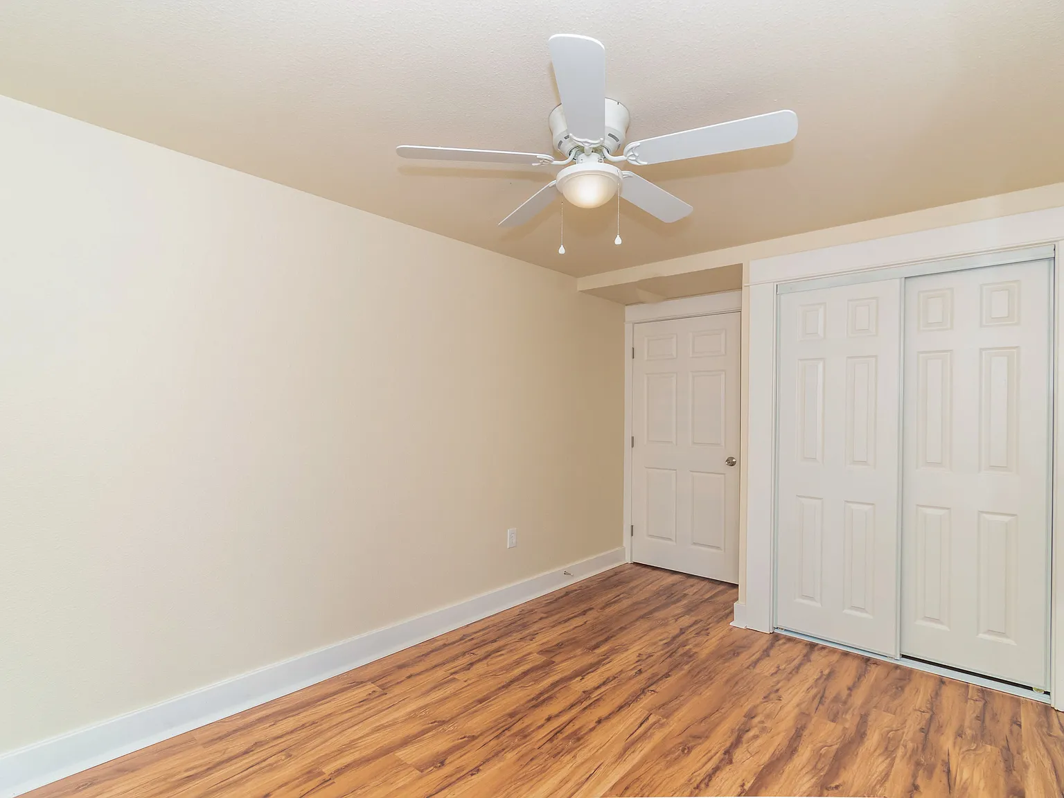 2 bed, $2,450 — Photo 3