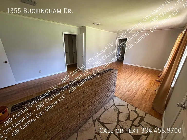 1355 Buckingham Dr — Photo 3