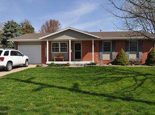 214 W 18th St, Carroll, IA 51401