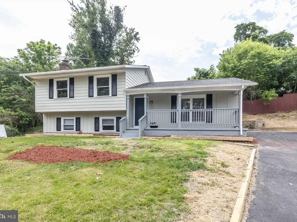 226 Godshalk Ln, Clementon, NJ 08021