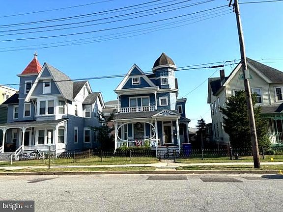 5th image of 109 E Pine St
