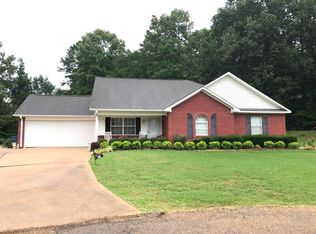 193 Cottonwood Cv, Pontotoc, MS 38863