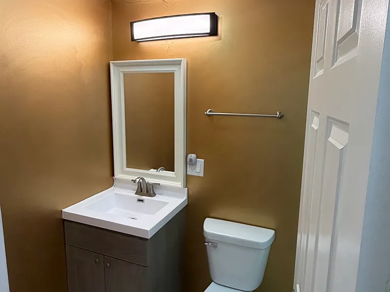7306 N Winchester Ave #301 — Photo 18