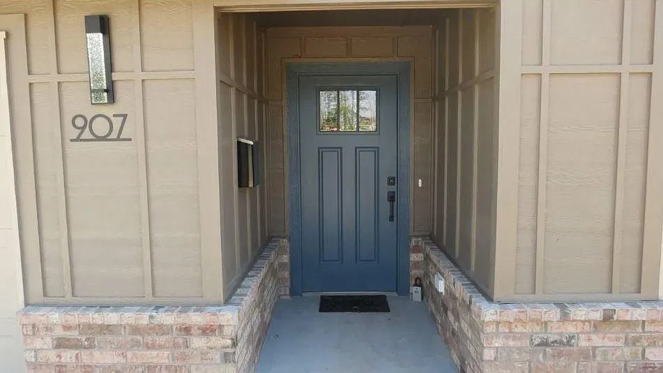 4 bed, 1750 sqft, $2,800 — Photo 2