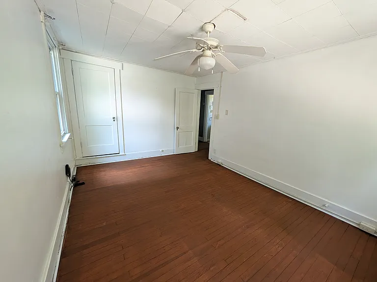 1253 Chartiers Ave #2 — Photo 3
