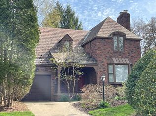 109 Overdale Rd, Pittsburgh, PA 15221