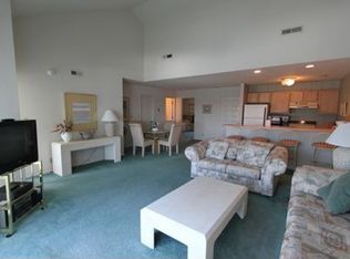 214 Regatta Bay Cir UNIT 4B, Lake Ozark, MO 65049