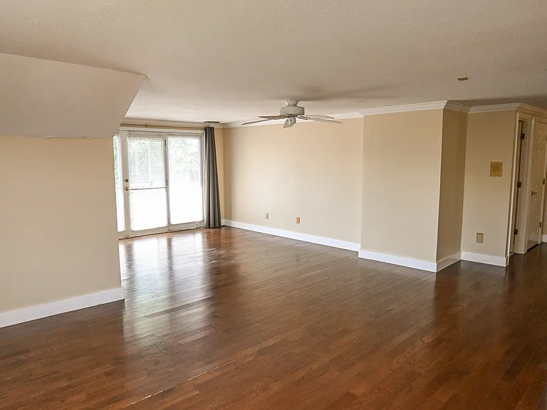 112 Barberry Rd #28 — Photo 42