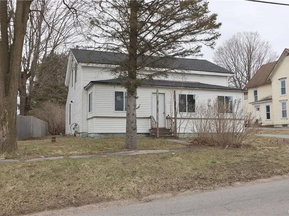 24396 Main St, Felts Mills, NY 13638