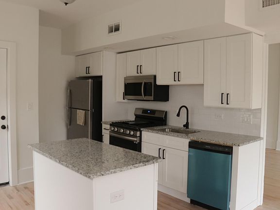 2nd image of 7246 S Bennett Ave #3