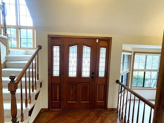 4th image of 3541 Golf View Terrace