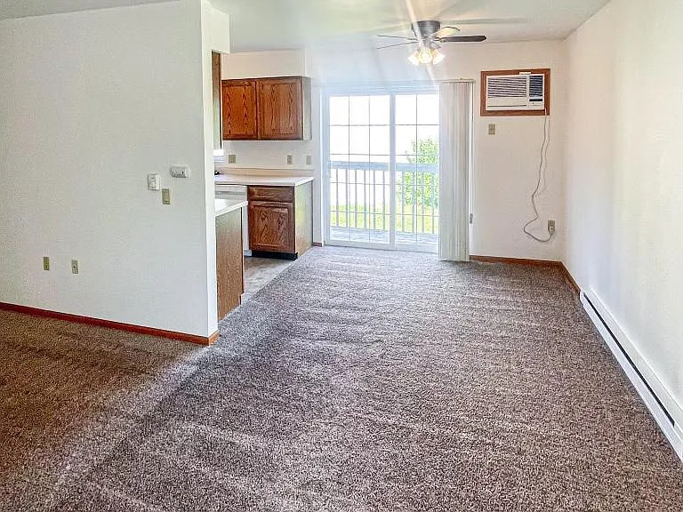 826 N Thompson Dr #4 — Photo 16