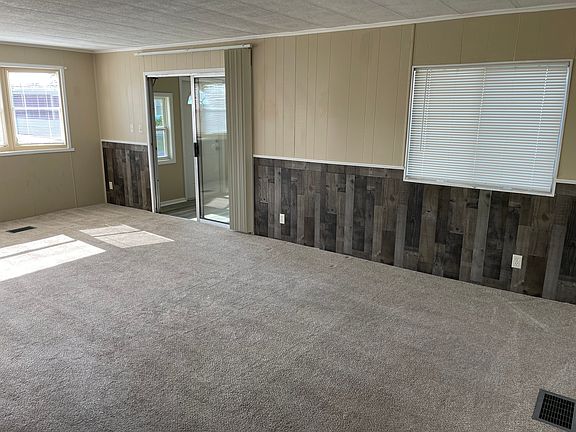 5th image of 3811 Midway Dr