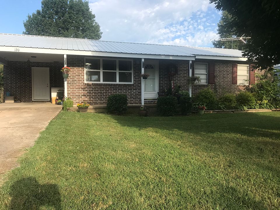 3 Bedroom/ 1 Bath