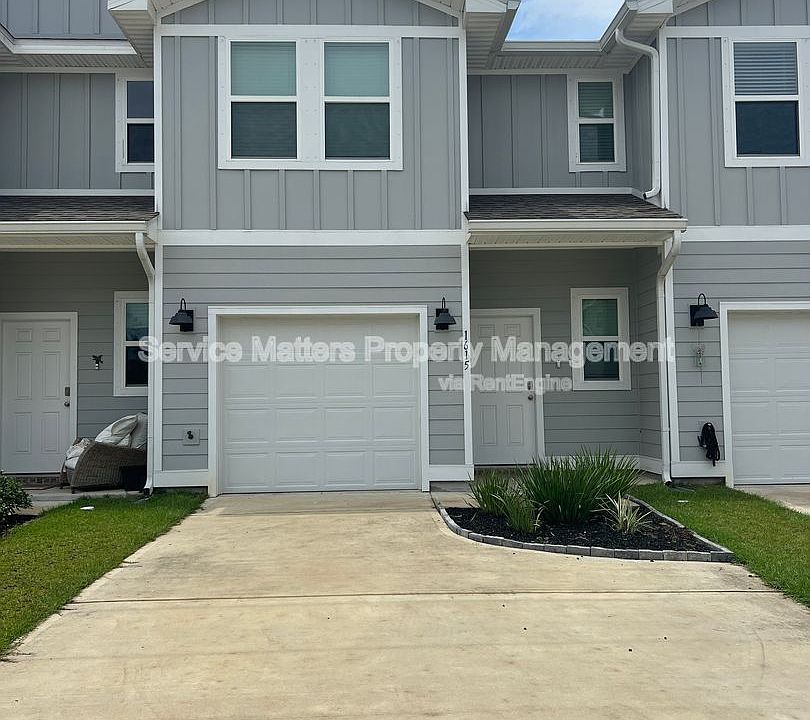 1st image of 1615 Iroquois Ct
