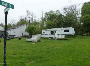 660 6th Ave, Burnham, PA 17009