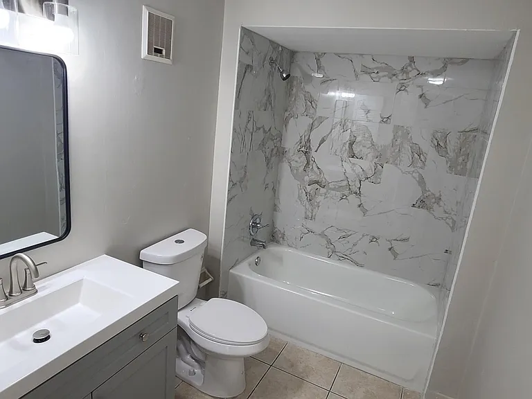 2118 Oak Meadow Cir — Photo 18