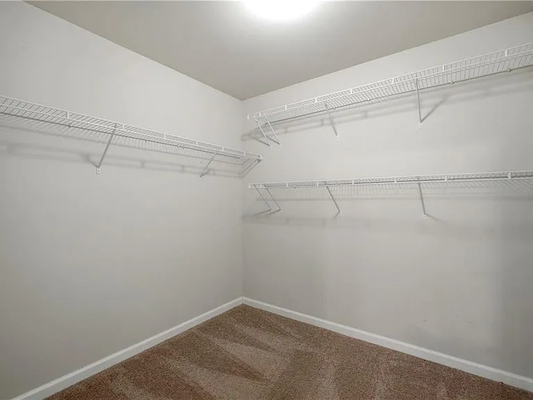4910 Belcrest Way — Photo 23