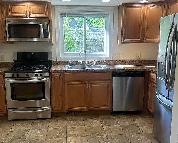 155 Lattimore Rd — Photo 7