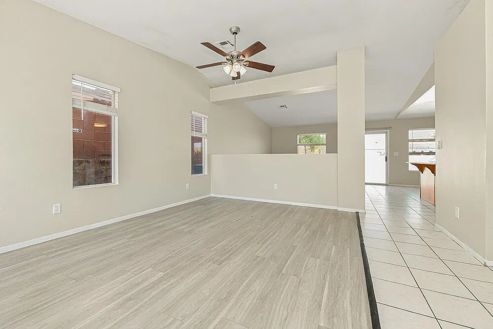 4 bed, 2.0 bath, 1594 sqft, $2,050 — Photo 3