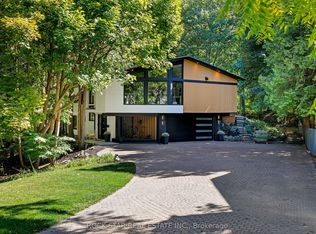 1113 Greenoaks Dr, Mississauga, ON L5J3A1