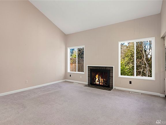 3rd image of 2709 174th Ave NE #127