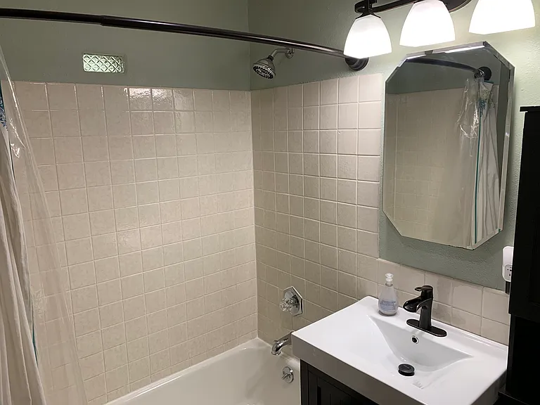 3146 S Clement Ave — Photo 19