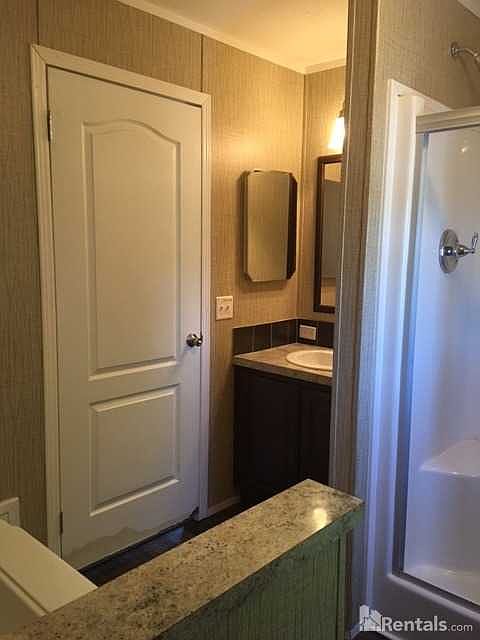 2nd image of 3400 Nne Loop 323 Trlr 55