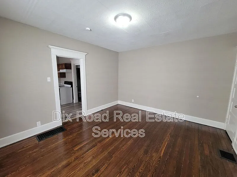 2 bed, 1.0 bath, 1088 sqft, $825 — Photo 4