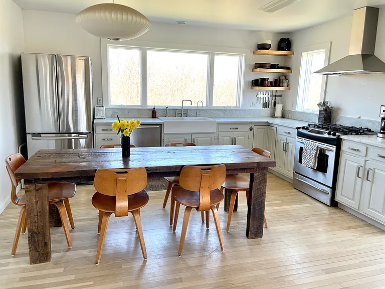 65 Seaside Ave — Photo 5