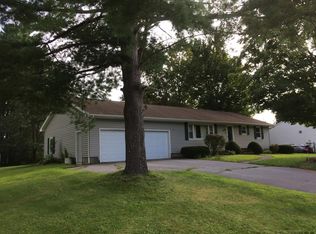11 Lori Ln, Hudson Falls, NY 12839