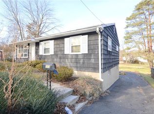 113 Toms Rd, Stamford, CT 06906