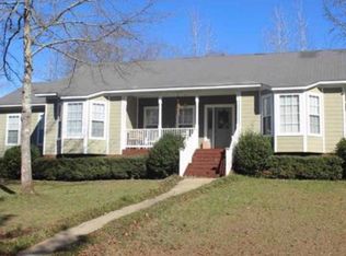 100 Pinedale Cir, Columbiana, AL 35051
