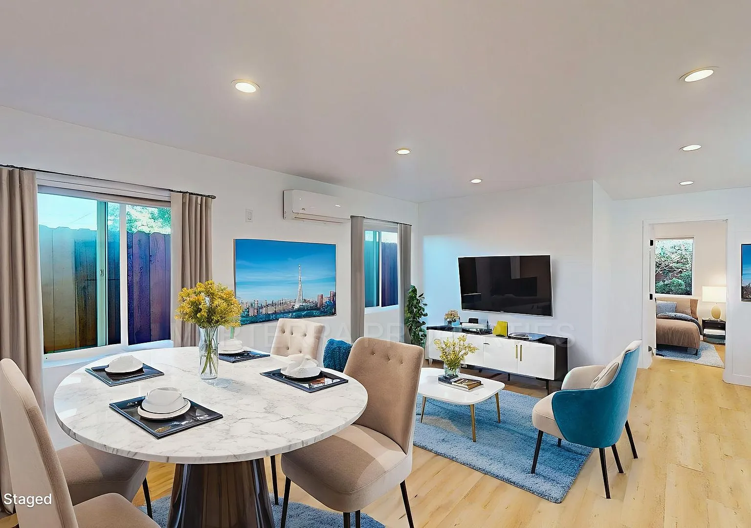 Beautiful 2 Bedroom Home — Photo 1