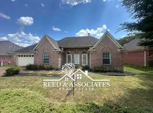 8271 Floral Springs Dr, Cordova, TN 38016