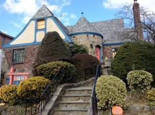 17833 Kildare Rd, Jamaica, NY 11432