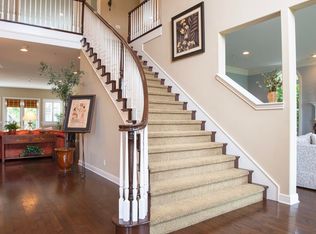 2452 N Woodcreek Rd, Camarillo, CA 93012