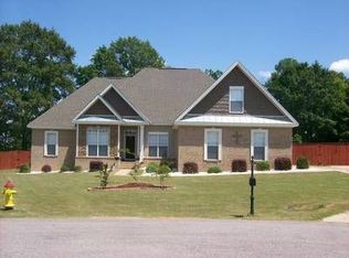588 Summertime Pkwy, Deatsville, AL 36022