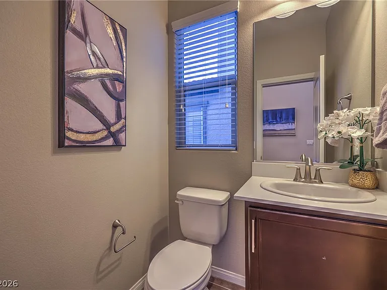 3213 Molinos Dr — Photo 34
