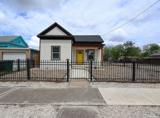 1113 Burleson St, San Antonio, TX 78202