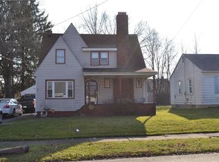 821 W Indianola Ave, Youngstown, OH