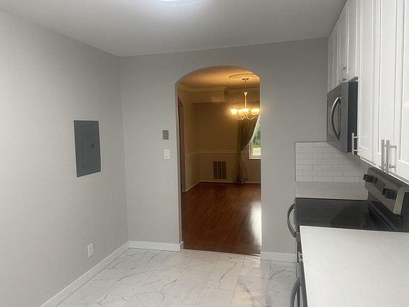 3rd image of 8340 Greensboro Dr APT 212