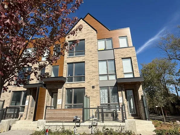 2 Green Gardens Blvd #Basement, Toronto, ON M6A 1N3